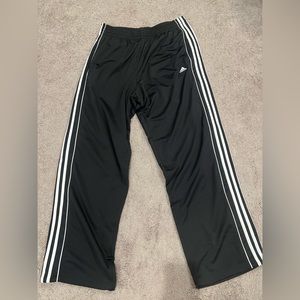 Men’s Adidaa 3 stripe pant.  Size XL in black and white.